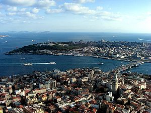 Komende zaterdag zal topoverleg plaatsvinden in de Turkse stad Instanbul. Een Amerikaanse woordvoerder zei: “Onze positie is duidelijk: Iran moet voldoen aan zijn internationale verplichtingen, hierbij inbegrepen de volledige opschorting van verrijking van uranium"